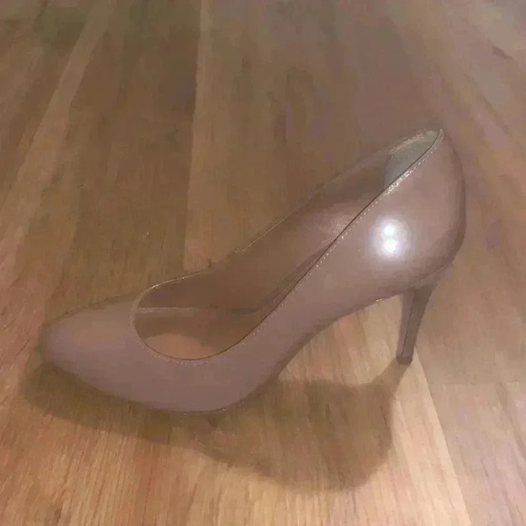 Rebecca Allen Nude Pump - Picture 6 of 10